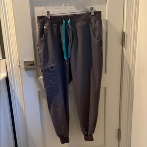 Women's Charcoal Figs ScrubsJoggers with Teal Drawstring